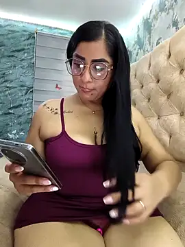 L ucero online show from February 4, 9:42 pm