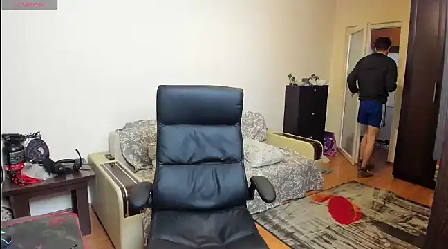 JustinPorno online show from March 20, 6:08 am
