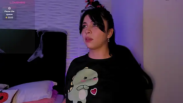 Snapshot of Melody_Black_ chatting on October 25, 8:58 pm Melody Black  online show from October 25, 8:58 pm