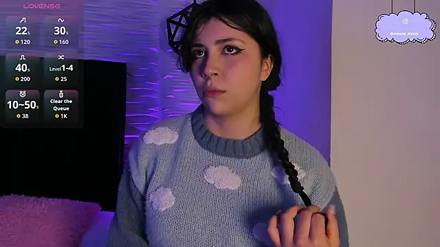 Melody Black  online show from November 5, 8:20 pm