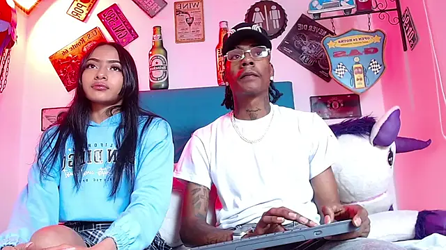 lili roussi online show from November 4, 12:21 am