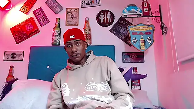 lili roussi online show from November 21, 12:43 am