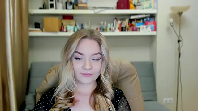 Snapshot of Kara_Smith_ chatting on November 29, 10:46 pm Kara Smith online show from November 29, 10:46 pm