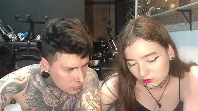 Alucard-Carmila online show from March 23, 3:54 am