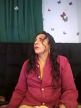 AlexaNovoa  online show from March 27, 2:06 am