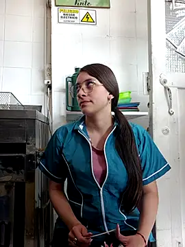 HOLY DOLL online show from October 18, 7:36 pm