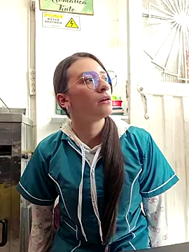 HOLY DOLL online show from November 4, 7:35 pm