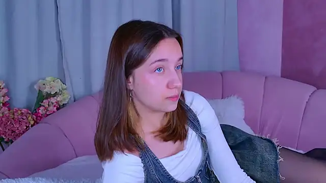 Gia Riccardo online show from September 9, 3:55 pm