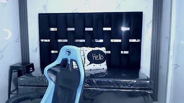 Snapshot of valeria_a1 chatting on March 18, 2:37 am valeria a1 online show from March 18, 2:37 am