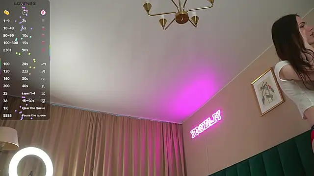 Snapshot of Sweet_Jealousy chatting on October 4, 8:45 am Sweet Jealousy online show from October 4, 8:45 am