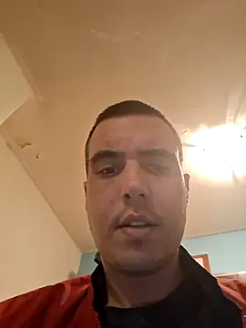 Snapshot of marco199077 chatting on March 26, 2:39 am marco199077 online show from March 26, 2:39 am