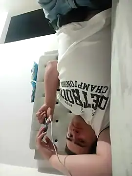 Andy-rtg online show from November 24, 2:33 am