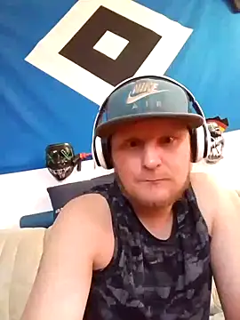 Atze202518 online show from September 24, 4:10 pm
