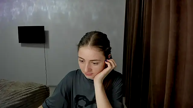 LilyHaart online show from October 15, 4:12 am