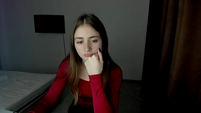 LilyHaart online show from October 31, 8:10 pm