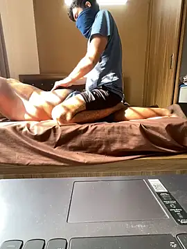 Snapshot of nightlife__12 chatting on December 19, 5:47 am nightlife 12 online show from December 19, 5:47 am