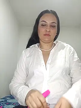 Snapshot of megan_milf79 chatting on April 11, 11:14 am megan milf79 online show from April 11, 11:14 am