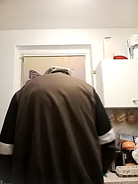 ThePython666 online show from October 19, 11:49 pm