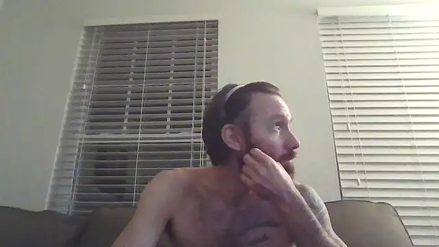 Snapshot of whowantsacreampie chatting on February 10, 2:15 am whowantsacreampie online show from February 10, 2:15 am