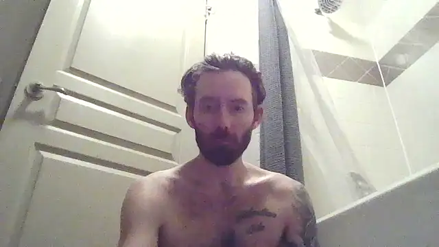 Snapshot of whowantsacreampie chatting on February 19, 12:17 am whowantsacreampie online show from February 19, 12:17 am