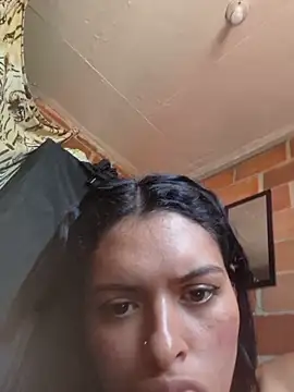 diablitaxhot online show from June 11, 3:32 pm