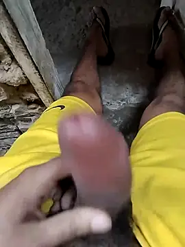 Snapshot of Fr1925 chatting on November 24, 1:55 pm Fr1925 online show from November 24, 1:55 pm