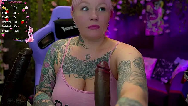 BlackedBarbie online show from September 19, 2:29 pm