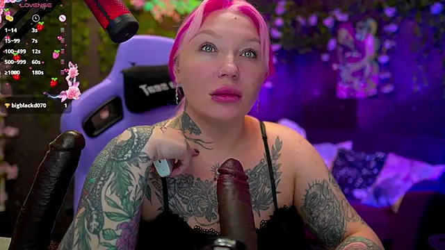 BlackedBarbie online show from September 27, 1:27 pm