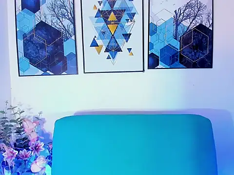 Snapshot of sexyvioletvalerious chatting on October 19, 8:04 am sexyvioletvalerious online show from October 19, 8:04 am