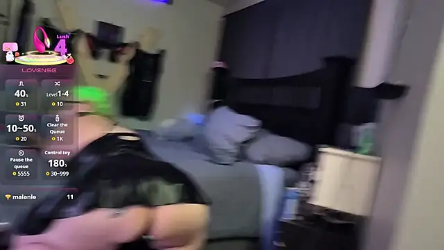 KinkyBratandDaddy online show from December 3, 3:58 am