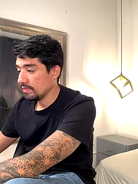 Snapshot of valery_and_Dani_ chatting on December 4, 8:06 pm valery and Dani online show from December 4, 8:06 pm