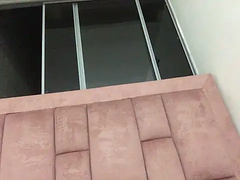 skyler1195 online show from November 15, 12:52 am