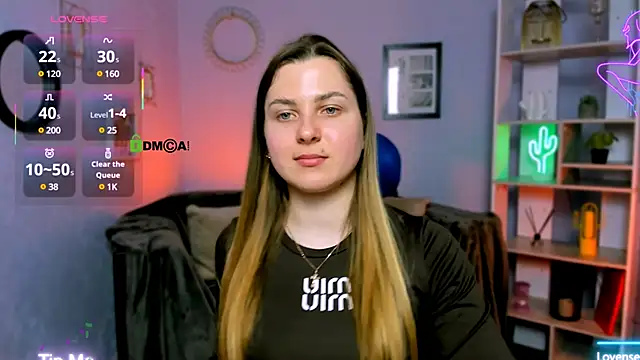 Snapshot of luck_betty chatting on March 22, 11:32 am luck betty online show from March 22, 11:32 am