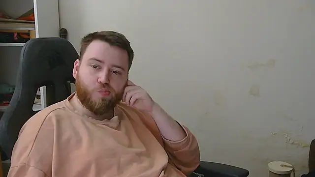 orangegummybear online show from February 15, 11:56 pm