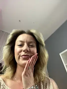 AnnastasiaMills online show from May 11, 7:55 pm