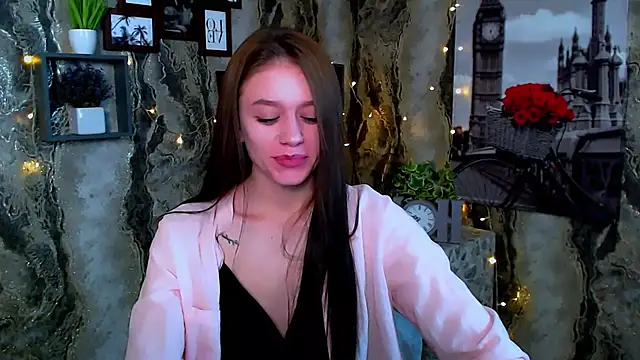 Snapshot of LanaTey chatting on March 18, 9:29 pm LanaTey online show from March 18, 9:29 pm