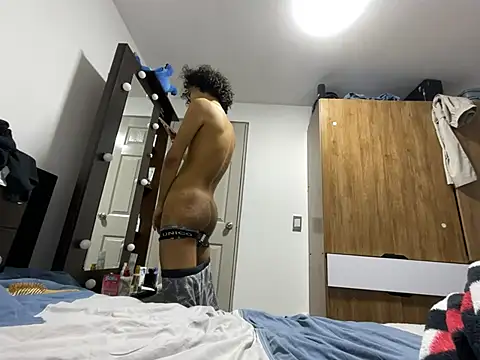 Alan Bunny online show from April 13, 3:12 am