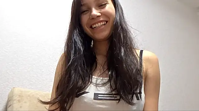 MayAgard online show from October 8, 8:39 pm