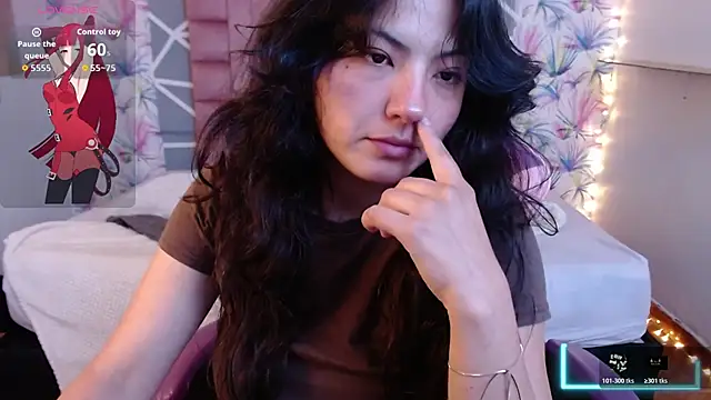 Asaray T online show from November 22, 8:30 pm