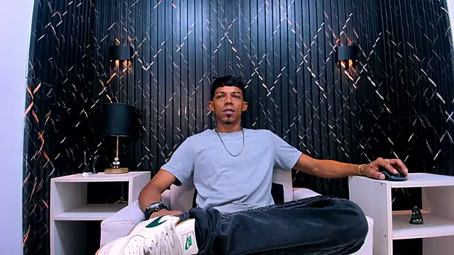 Snapshot of Gregory_Sforza chatting on March 7, 3:47 am Gregory Sforza online show from March 7, 3:47 am