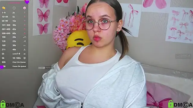 Lilysweet13 online show from October 5, 1:53 pm