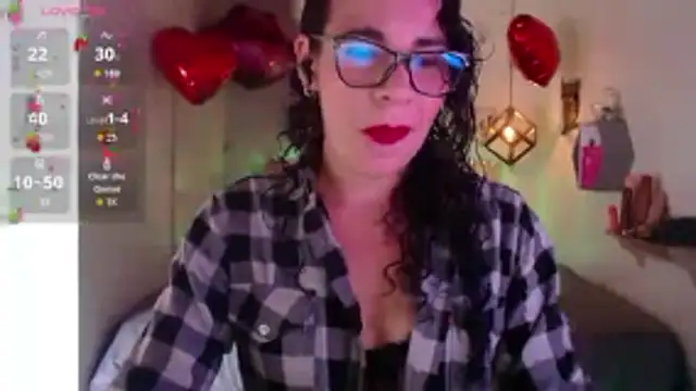 mia velvet1 online show from January 17, 2:55 pm