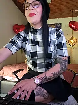 mia velvet1 online show from February 2, 4:06 pm