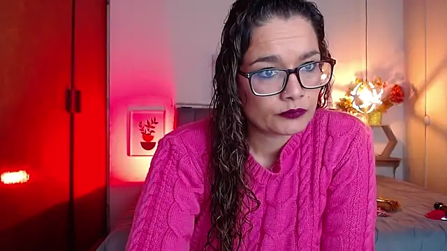 Rose Thompson1 online show from October 7, 1:41 pm