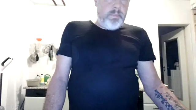 Berg Boy online show from November 18, 5:34 am