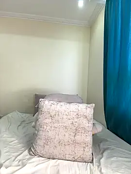 Ivelleee  online show from October 11, 10:08 pm