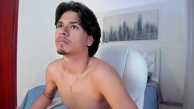 MathewAdams online show from November 24, 6:40 pm