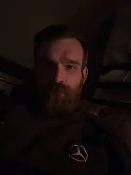 Snapshot of LKC94 chatting on March 17, 1:46 am LKC94 online show from March 17, 1:46 am