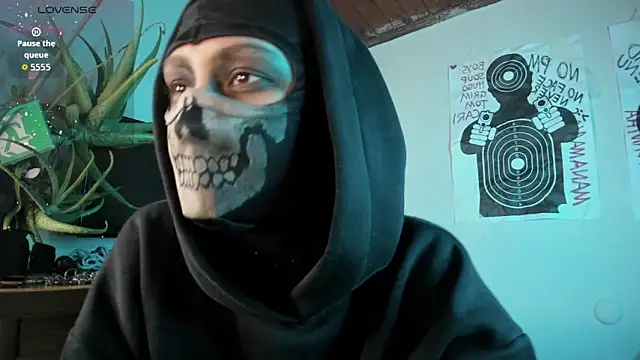 cos operator online show from September 28, 6:35 pm