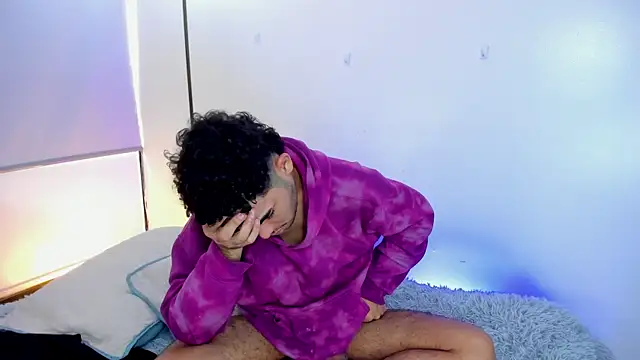 LucasCarterr  online show from March 18, 3:53 pm